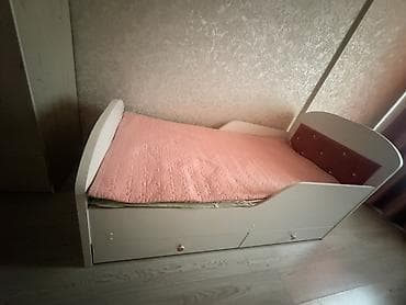 спальный матрас в машину: Детская односпальная кровать, Б/у, Для девочки, С матрасом, ДСП, Самовывоз, Платная доставка — 2