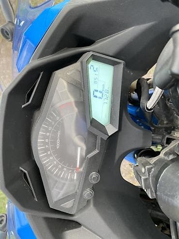купить мотор мотоцикла: Спортбайк Kawasaki, 400 куб. см, Бензин, Взрослый — 8