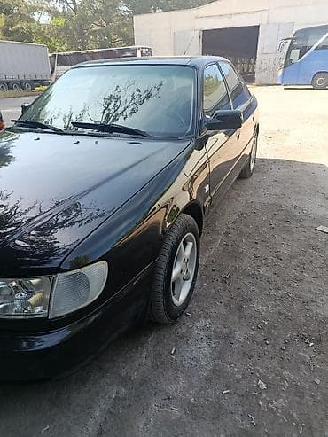 vaz 2114: Audi A6: 1993 г., 2.6 л, Механика, Бензин, Седан — 1