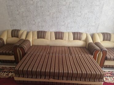 Тумбы и подставки: Продается мягкая мебель б/у, турецкая, раскладывается. В отличном — 8