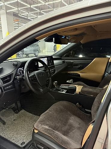 mersedes e: Lexus ES: 2021 г., Гибрид, Седан — 4