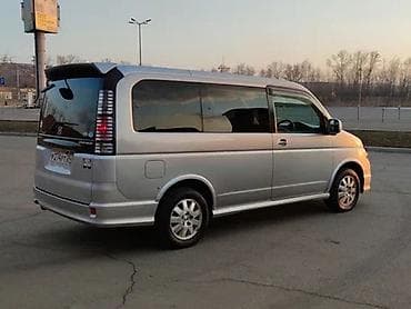 Honda Stepwgn: 2005 г., 2 л, Автомат, Бензин, Минивэн