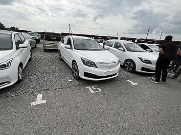 Dongfeng: Dongfeng : 2022 г., Автомат, Электромобиль, Седан — 4