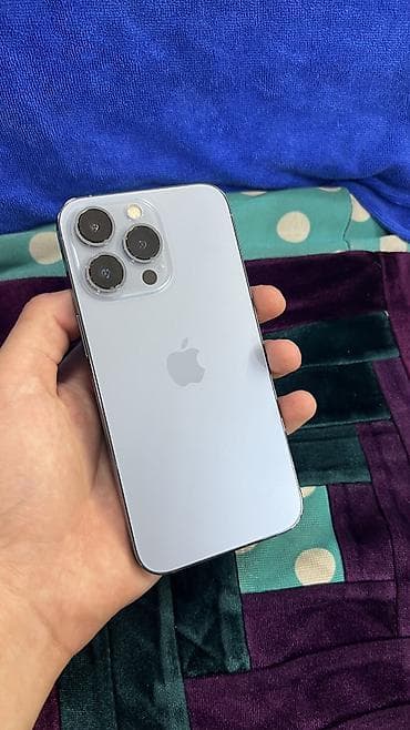 iphone 70: IPhone 13 Pro, Б/у, 256 ГБ, Голубой, Защитное стекло, Чехол, 94 % — 1
