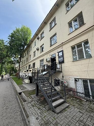 сокулук кинотеатр: Продажа офисов 80 м², С ремонтом, Без мебели, Многоэтажное здание, 1 этаж — 1