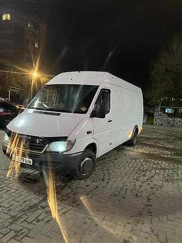 спринтер коробка: Легкий грузовик, Mercedes-Benz, 3 т — 2