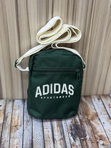 Барсетка, Adidas, Материал: Тканевый материал, Застежка на молнии, Множество карманов, Моющийся материал, Новый at lalafo.kg Барсетка, Adidas, Материал: Тканевый материал, Застежка на молнии, Множество карманов, Моющийся материал, Новый