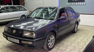 дорого: Volkswagen Vento: 1995 г., 1.8 л, Механика, Газ, Седан — 1