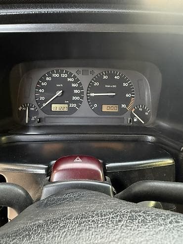step rf3: Volkswagen Vento: 1995 г., 1.8 л, Механика, Бензин, Седан — 9