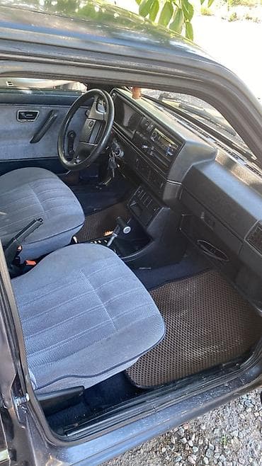 2 4 д: Volkswagen Golf: 1992 г., Автомат, Бензин, Хэтчбэк — 4