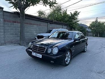 Mercedes-Benz E-Class: 1999 г., 3.2 л, Автомат, Бензин, Седан