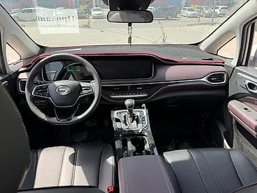 автомобильные ключи набор: GAC GN8 (Trumpchi) — 7‑местный минивэн белого цвета Основные — 5