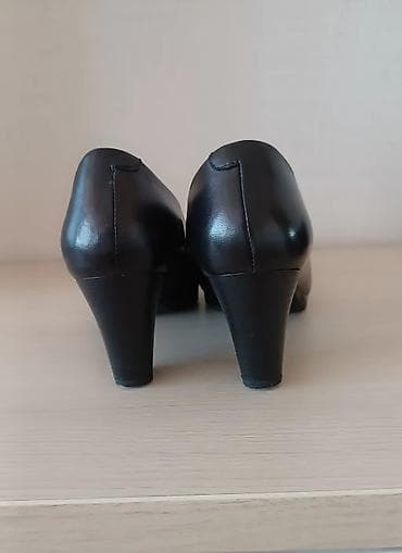 Женская обувь: Продаю: 1. Черные туфли, б/у, состояние отличное, Кожа + замша — 4