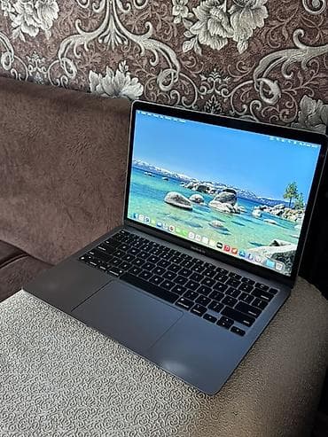 macbook i7: Ультрабук, Б/у, Apple M1, ОЗУ, RAM: 8 ГБ, В рассрочку — 4