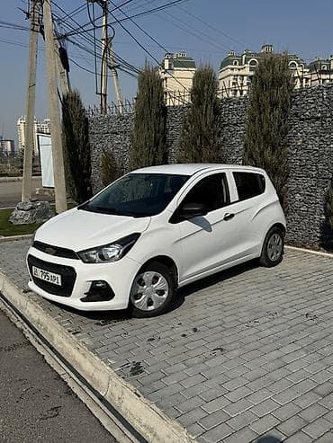 Продажа авто: Chevrolet Spark: 2017 г., 1 л, Бензин, Хэтчбэк — 3