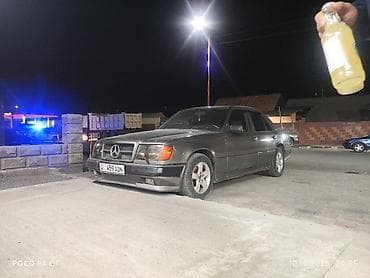 Mercedes-Benz W124: 1988 г., Седан — 6