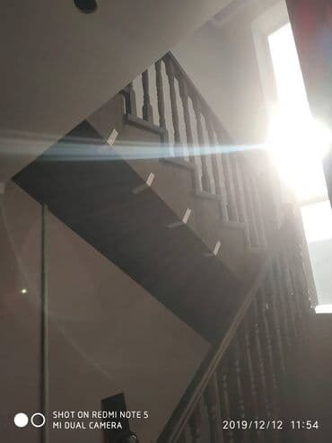 купить компьютерный стол в бишкеке: Делаем на заказ лестницы деревянные, двери деревянные, тапчан — 5