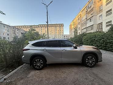 byd e5: Toyota Highlander: 2020 г., 2.5 л, Гибрид — 2