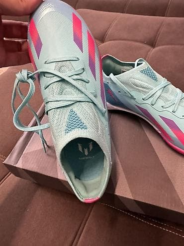 эспандер бублик: Футбольные бутсы/сороконожки adidas X Messi (линейка Messi) Размер — 2