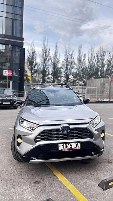 x 5: Toyota RAV4: 2019 г., 2.5 л, Автомат, Гибрид, Кроссовер — 9