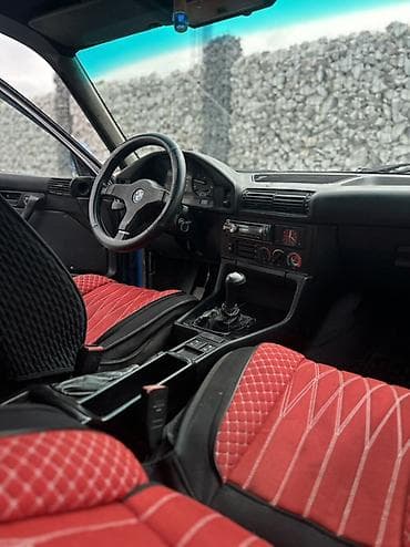 BMW 5 series: 1990 г., 2.5 л, Механика, Бензин, Седан — 3