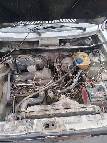 мотор жетта: Volkswagen Golf: 1982 г., 1.6 л, Кол менен иштөөчү, Дизель, Хетчбек — 4