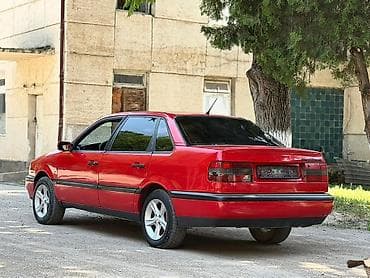 борттук кузов: Volkswagen Passat: 1994 г., 1.8 л, Кол менен иштөөчү, Бензин, Седан — 8