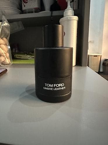 Tom Ford Ombre Leather — парфюмерная вода в фирменном матовом черном