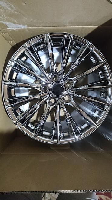 Литые Диски R 17 Toyota, Комплект, отверстий - 5, Новый