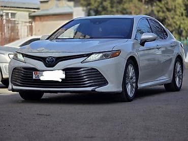 козырёк на камри: Toyota Camry: 2018 г., Гибрид, Седан — 4