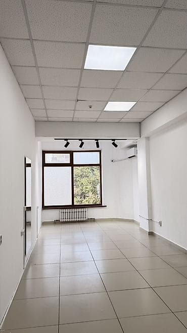Сдается светлое коммерческое помещение открытой планировки. 30 м2 — 3