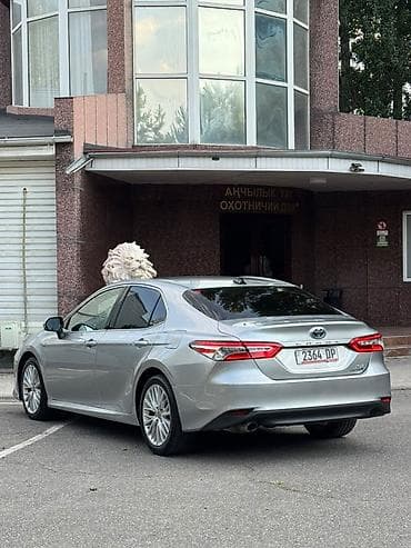 Продажа авто: Toyota Camry: 2020 г., 2.5 л, Автомат, Гибрид, Седан — 5