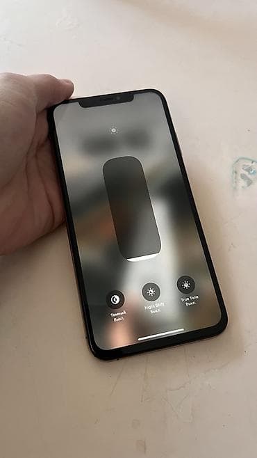 ipod mini: IPhone Xs Max, Б/у, 64 ГБ, Золотой — 7