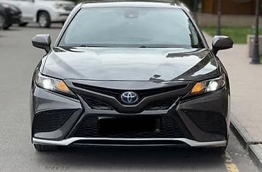 bmw 34: Toyota Camry: 2021 г., Гибрид, Седан — 1