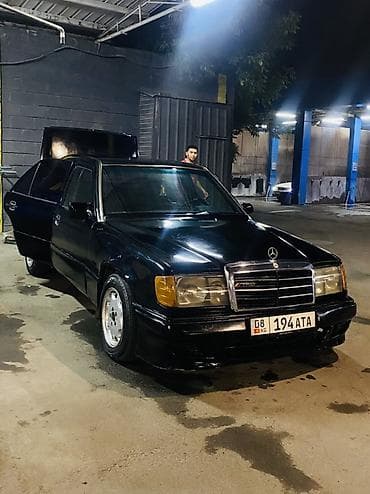 обшивка ауди: Mercedes-Benz W124: 1990 г., Механика, Бензин, Седан — 6