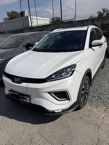e2 byd: Электромобиль кроссовер (белый, 5 дверей) Основные характеристики: - — 1