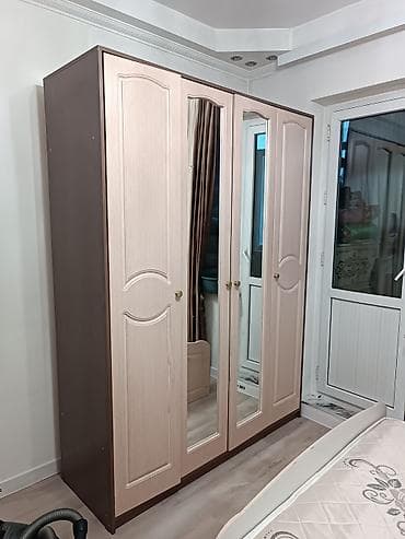 одна спалный: Спальный гарнитур, Б/у, Двуспальная кровать, ДСП, Самовывоз, цвет - Бежевый — 6