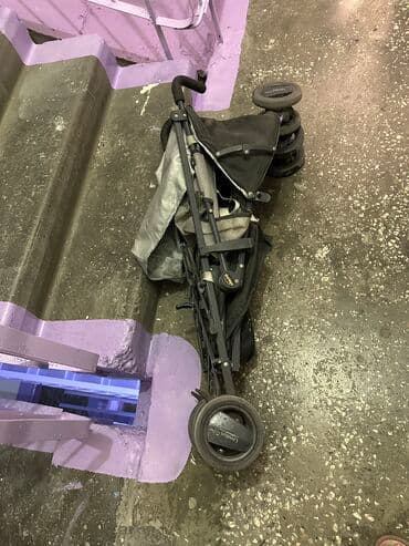 прогулочную коляску chicco: Коляска, Б/у — 4