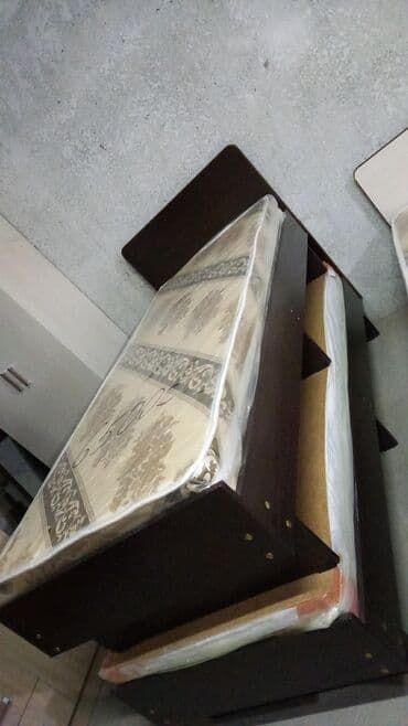 односпальная гарнитуры: Односпальная кровать, Новый, С матрасом, длина - 190 см — 7