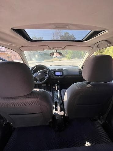 01: Honda Civic: 2001 г., 1.7 л, Автомат, Бензин, Седан — 3