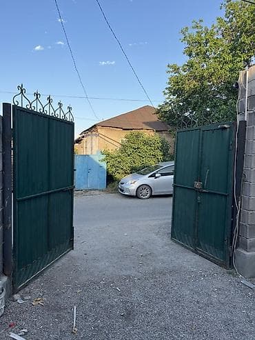 Распашные ворота: Металлические распашные ворота с калиткой, длина 3м, высота 2,5м - — 5