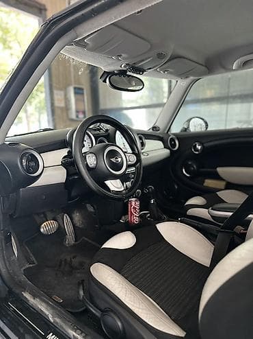 Mini: Mini Mini Cooper (2002-Present): 2009 г., 1.6 л, Автомат, Бензин, Хэтчбэк — 6