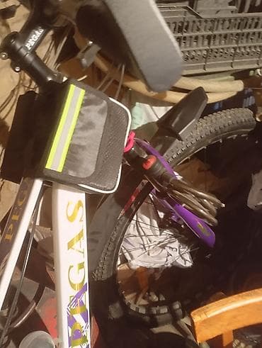 седло bmx: Горный велосипед, Алюминий — 1