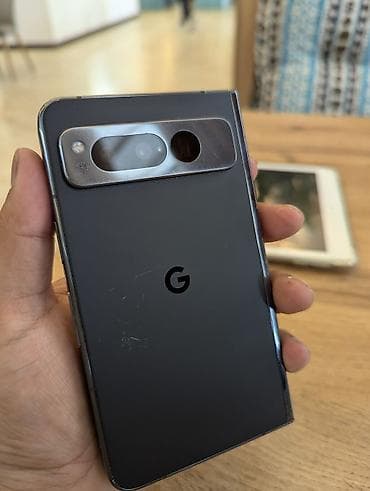 pixel 4a: Google Pixel Fold, Б/у, 256 ГБ, цвет - Черный, 1 SIM, eSIM — 2