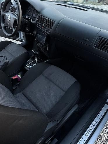 Продажа авто: Volkswagen Golf: 2002 г., 1.6 л, Автомат, Бензин, Хэтчбэк — 8