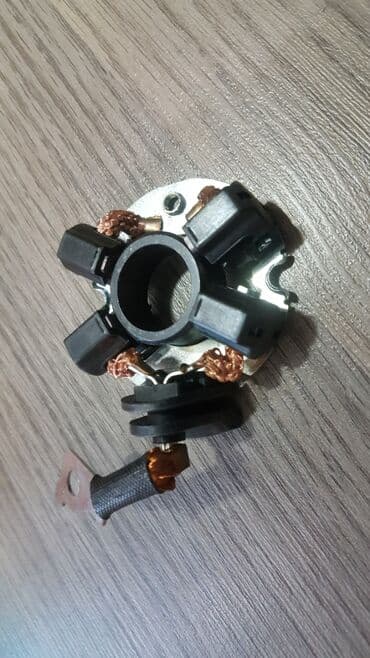 Щетки стартера, стартер, бендекс, втягивающий стартера Запчасти на