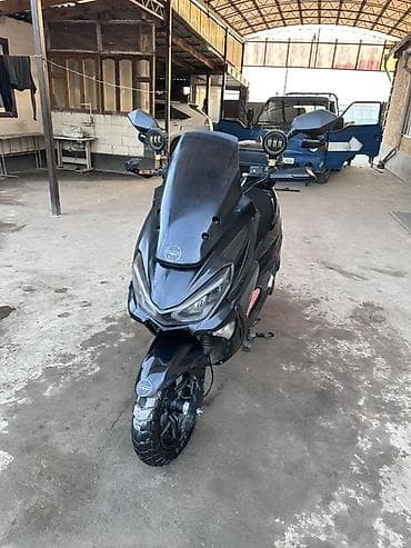 електроный мапет: Макси-скутер 150 куб. см, Бензин, Б/у — 7