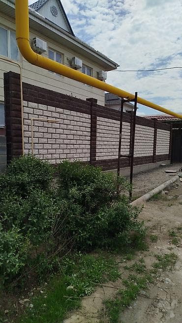 откатные ворота с калиткой: Кладка пескоблока Гарантия, Бесплатная консультация, Монтаж Больше 6 лет опыта — 1