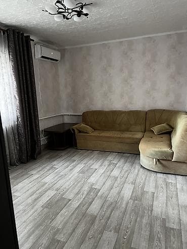 дома аламедин 1: Дом с участком и садом - Адрес: ул. Горького, 54 (указан на табличке — 7