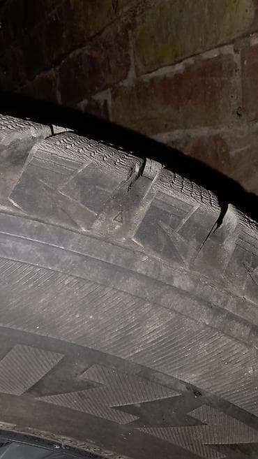bridgeston: Шины 265 / 60 / R 18, Зима, Б/у, Комплект, Внедорожные (АТ/МТ), Bridgestone — 5